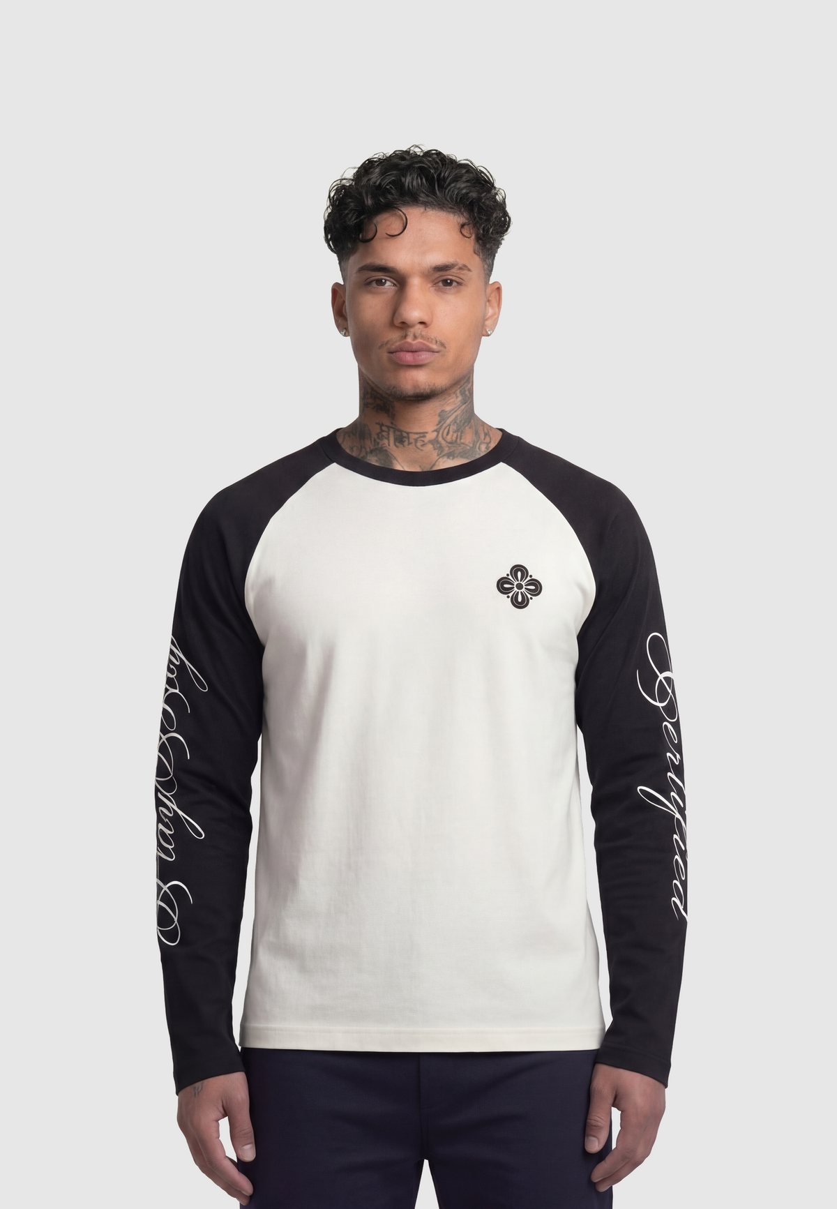 SR LONGSLEEVE V2 - model