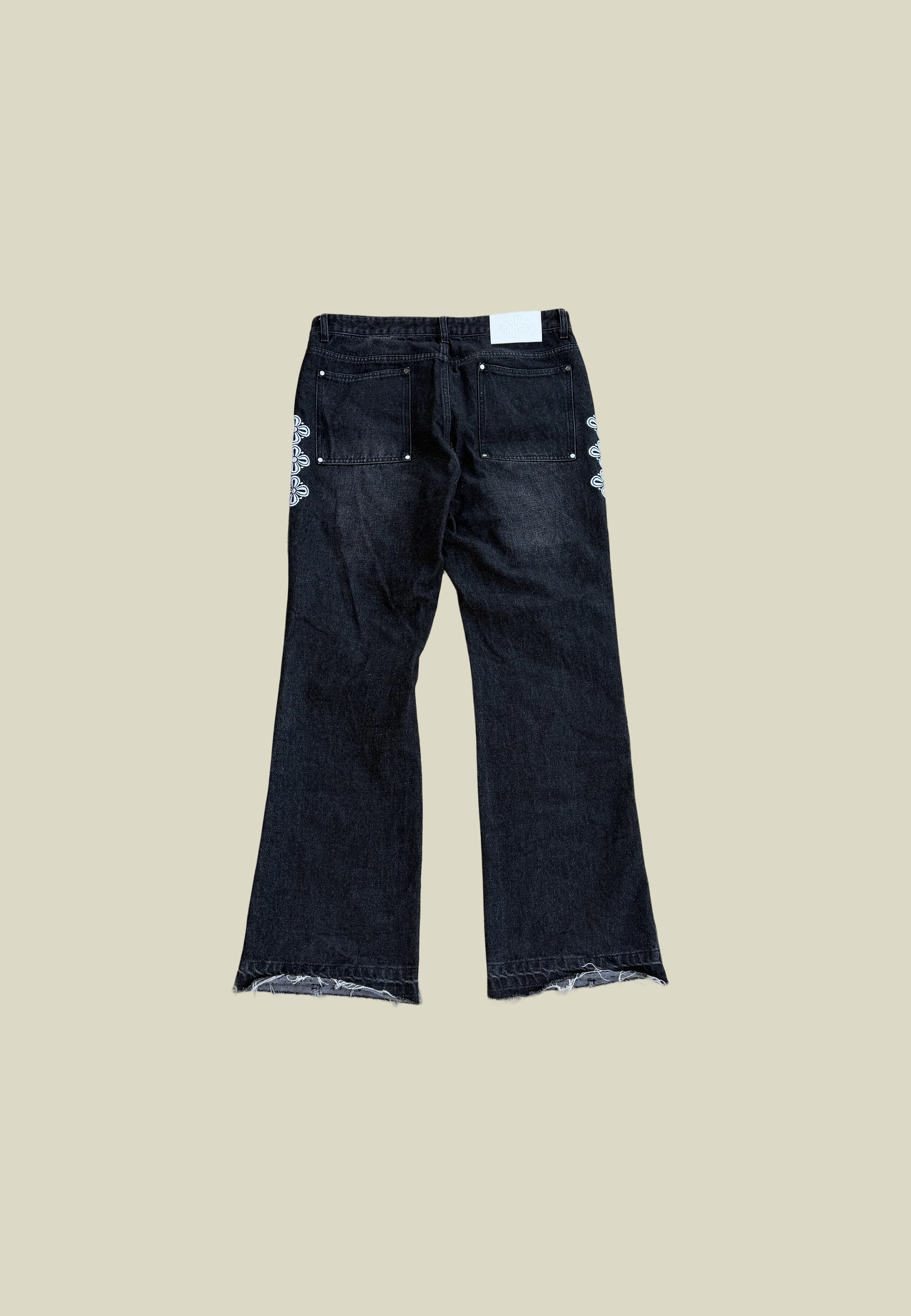 BLACK DENIM
