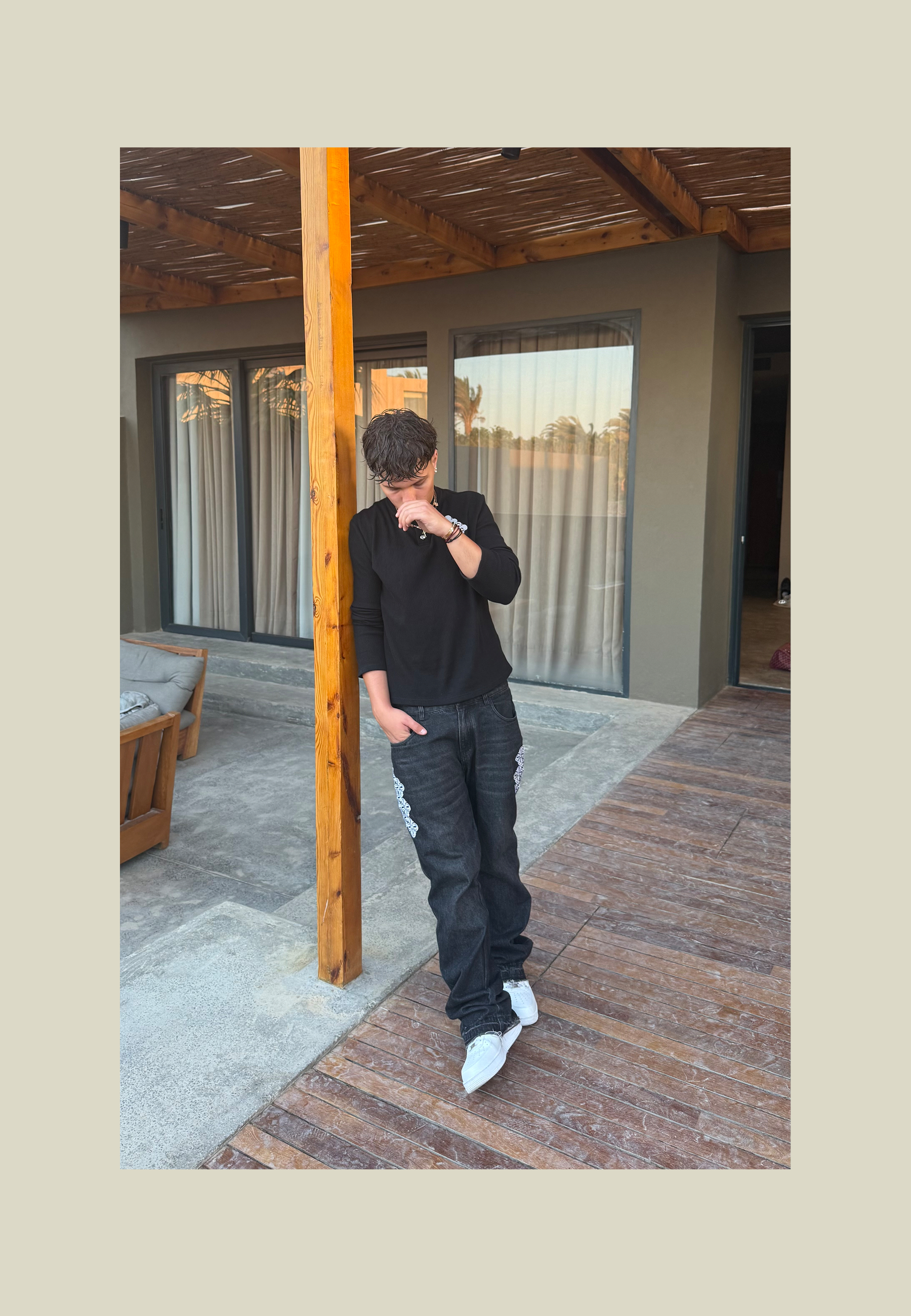 BLACK DENIM