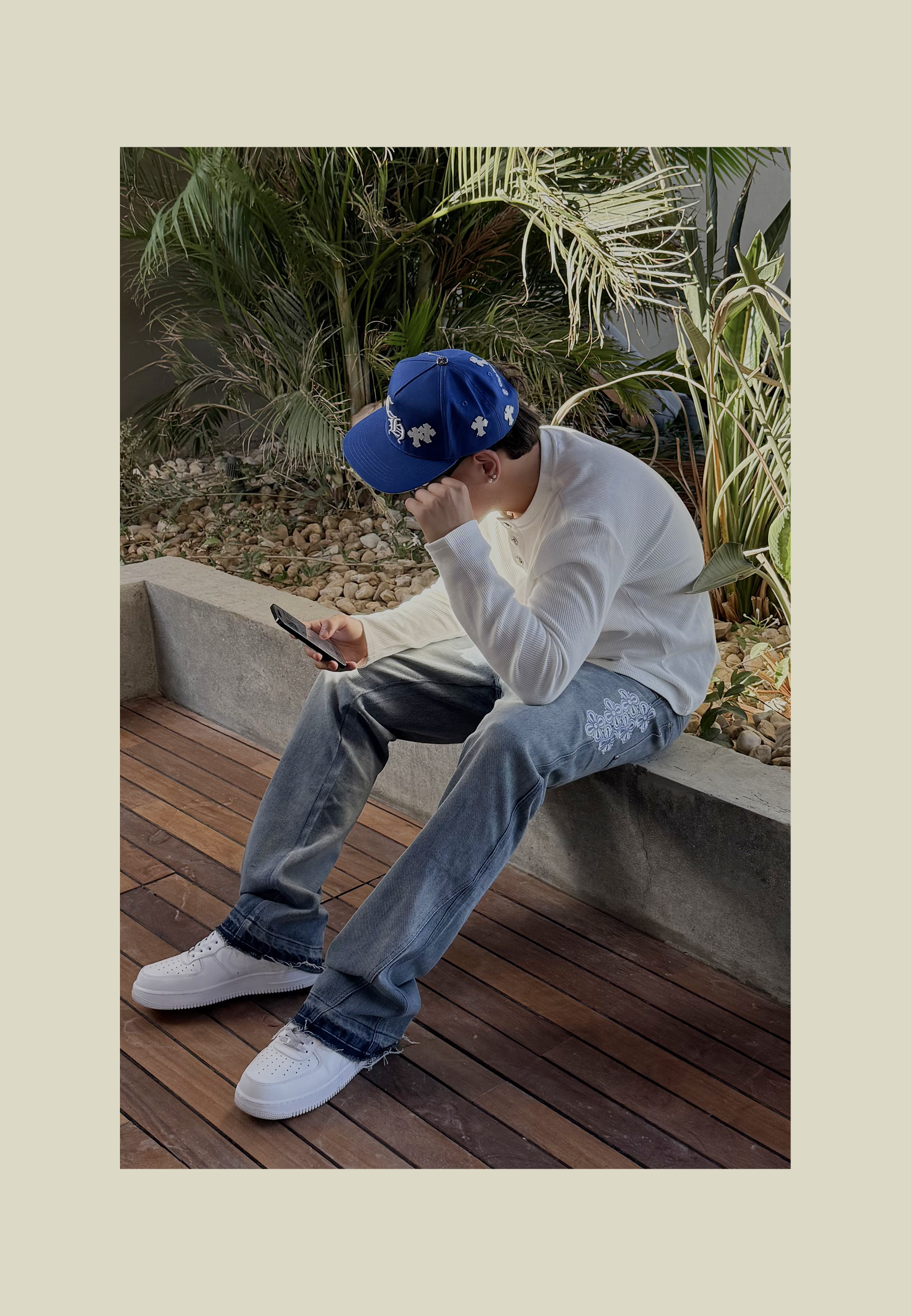 BLUE DENIM